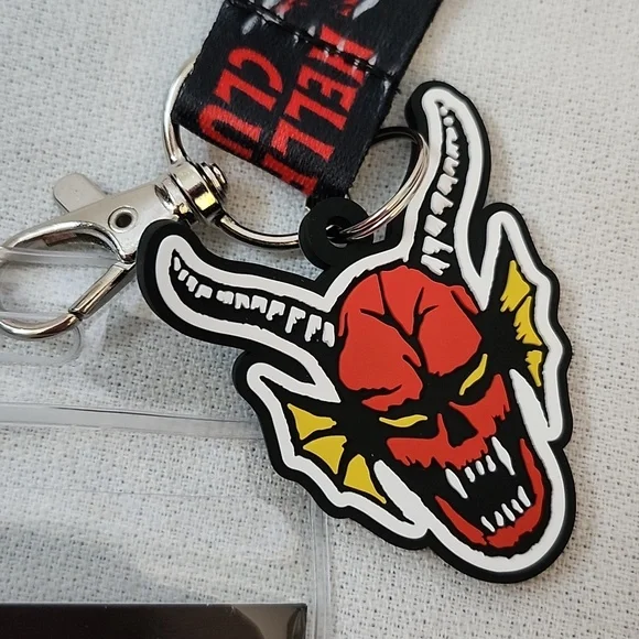 Stranger Things "Hellfire Club" Card Holder & Lanyard Set with Red Furry  Bag - Picture 8 of 16
